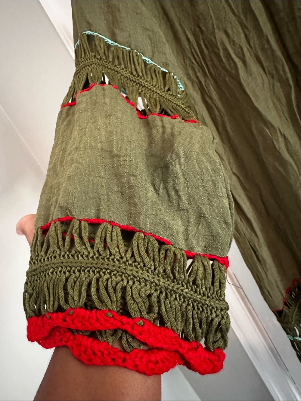 WOWO Bohemian Olive Green Fringe Tunic with Crochet Accents - Picture 6 of 9